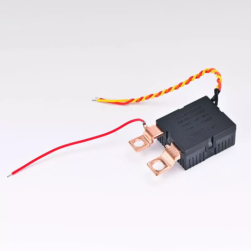 Latauspaalujen ohjaus 80A 100A 120A lukitusrele